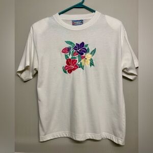 Vintage Gina Peters Floral Embroidered Tee Shirt | Size M